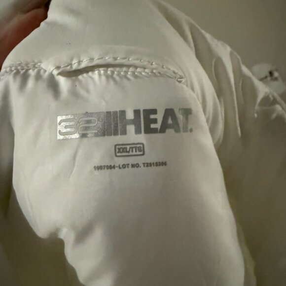 32 Degree Heat White Vest Size XXL - Picture 4 of 8